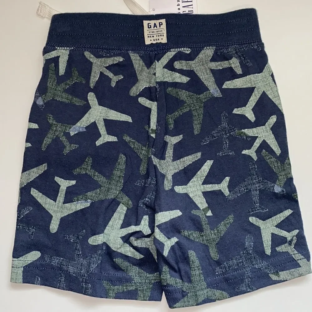 Gap short   boys kids sz 12-18 months New